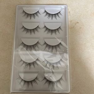 Anime/Asian style lashes
